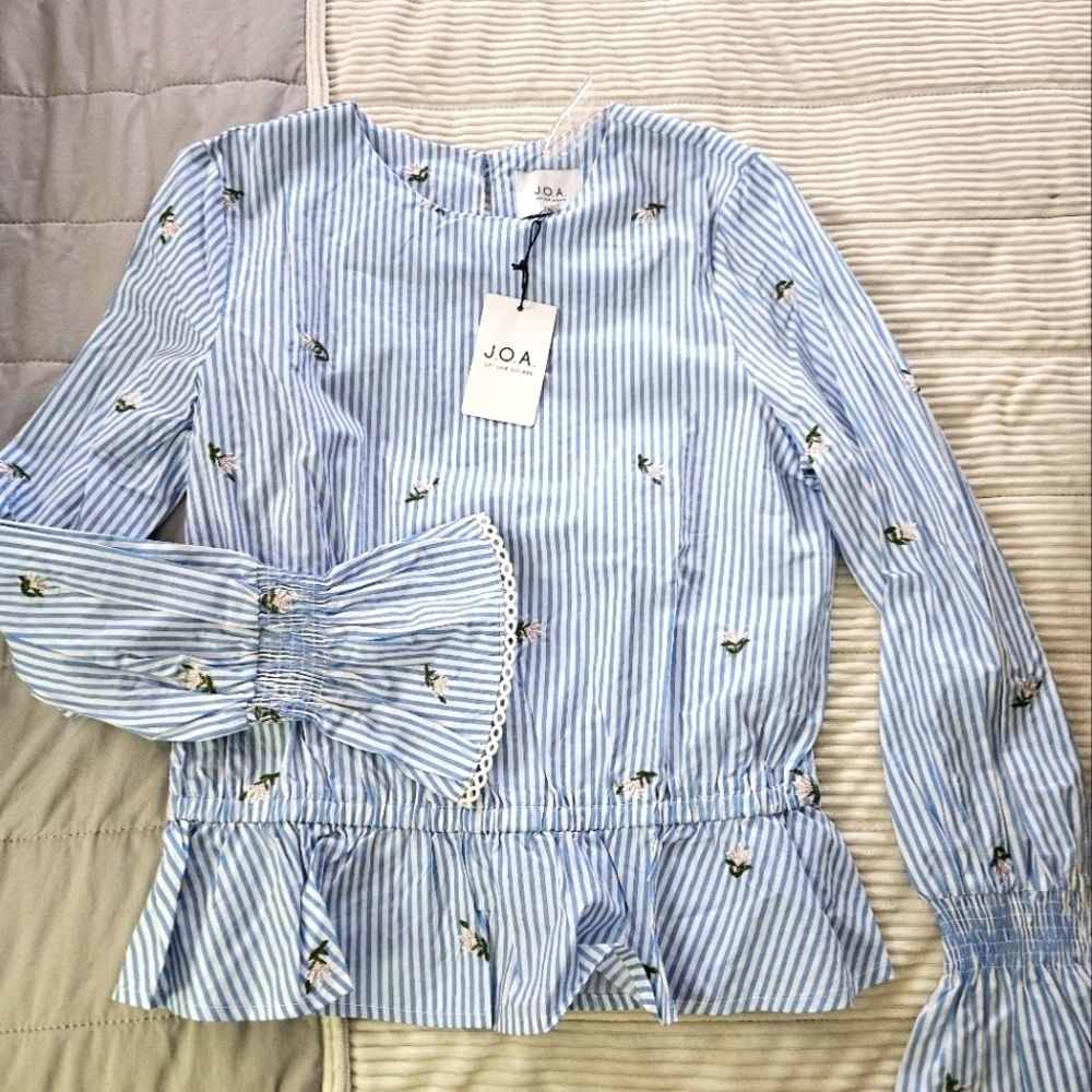 JOA Blue Striped Blouse with Floral Embroidery Size M NWT